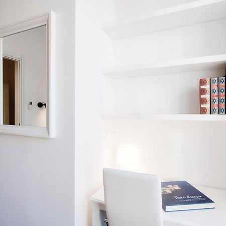 White Loft Como Central - The House Of Travelers Екстер'єр фото
