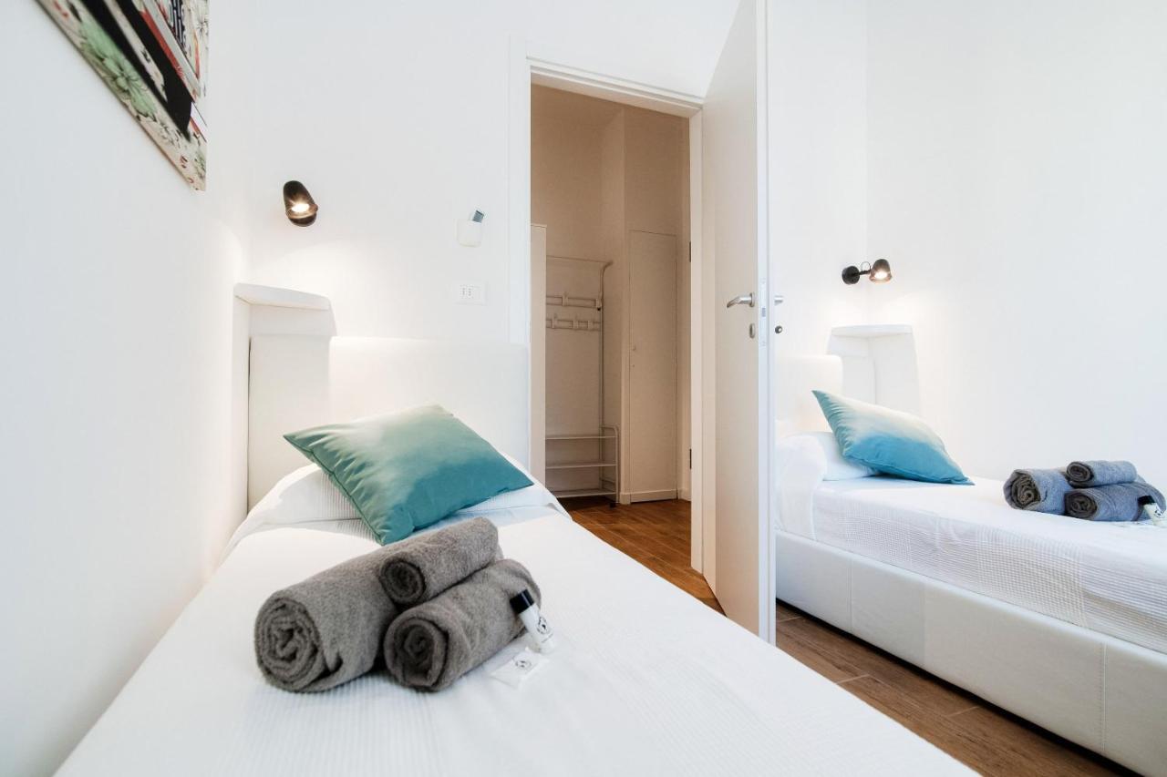 White Loft Como Central - The House Of Travelers Екстер'єр фото