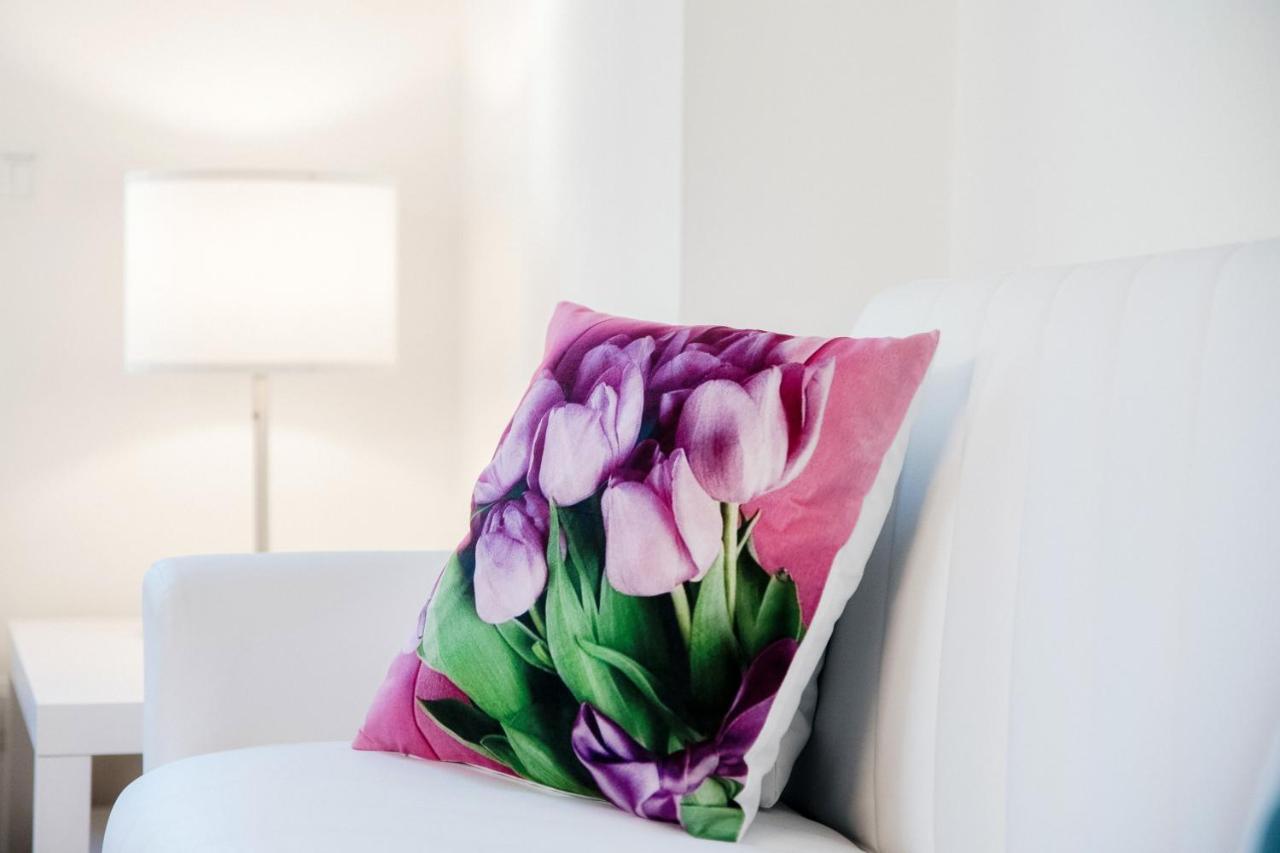 White Loft Como Central - The House Of Travelers Екстер'єр фото