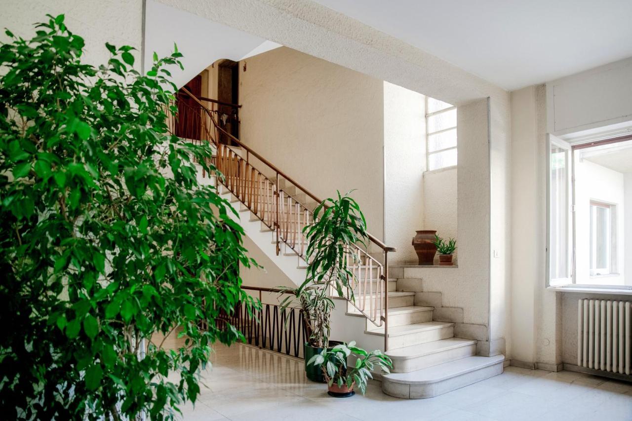 White Loft Como Central - The House Of Travelers Екстер'єр фото
