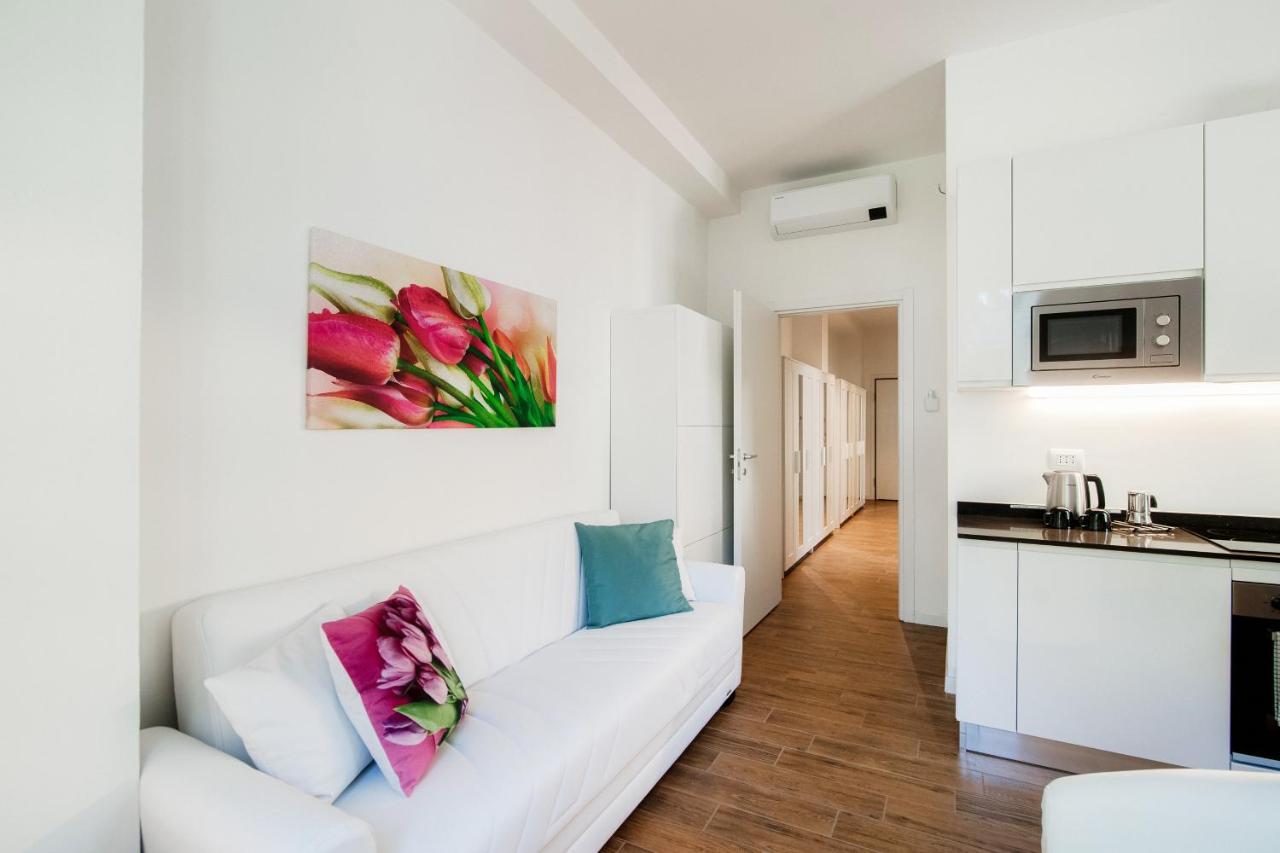 White Loft Como Central - The House Of Travelers Екстер'єр фото